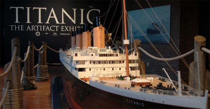 Titanic artifact exhibition torino mostra